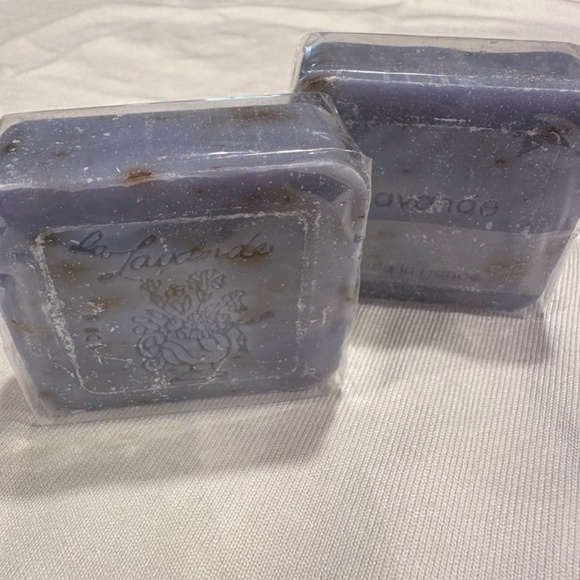 2 BARS Lavender Soap Triple Milled made in France 2 bars for $17 - Picture 3 of 4